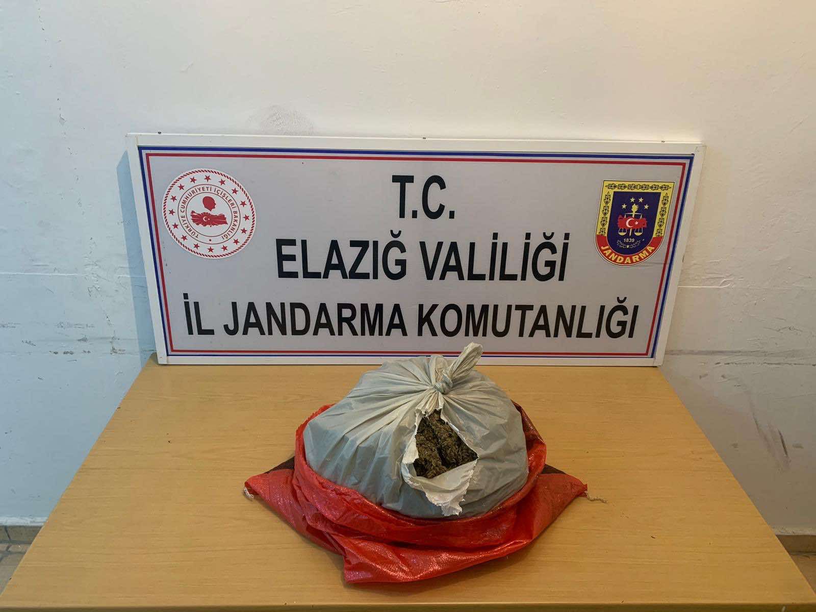 Elazığ’da 1,5 Kilo Esrar Ele Geçirildi