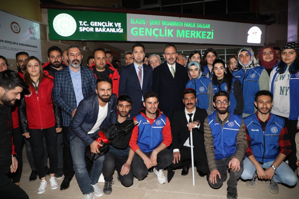 GENÇLİK VE SPOR BAKANI KASAPOĞLU ELAZIĞ’DA