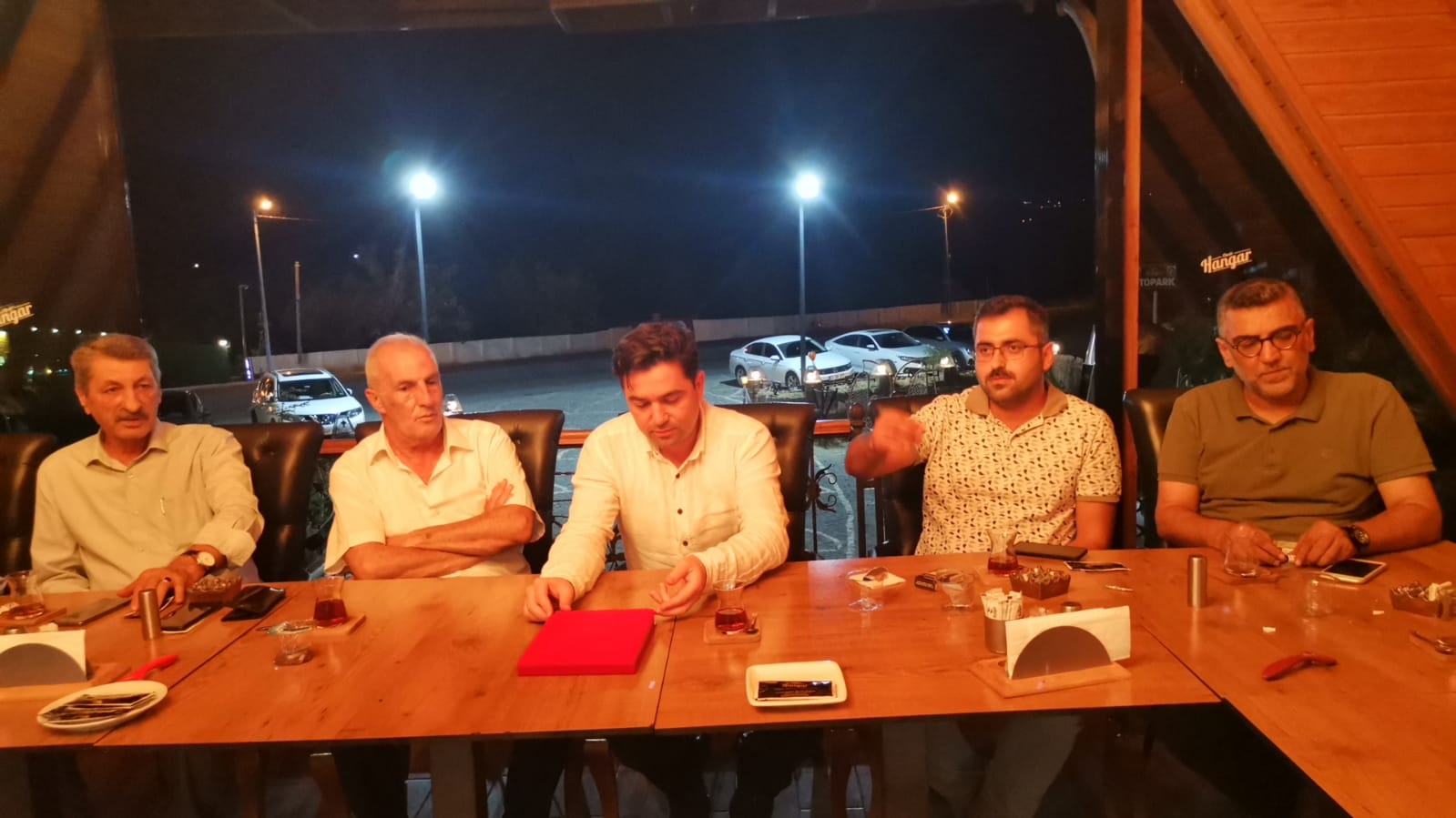 TÜRK OCAKLARI SİVRİCE KAYMAKAMİNA VEDA PROGRAMI DÜZENLEDİ.