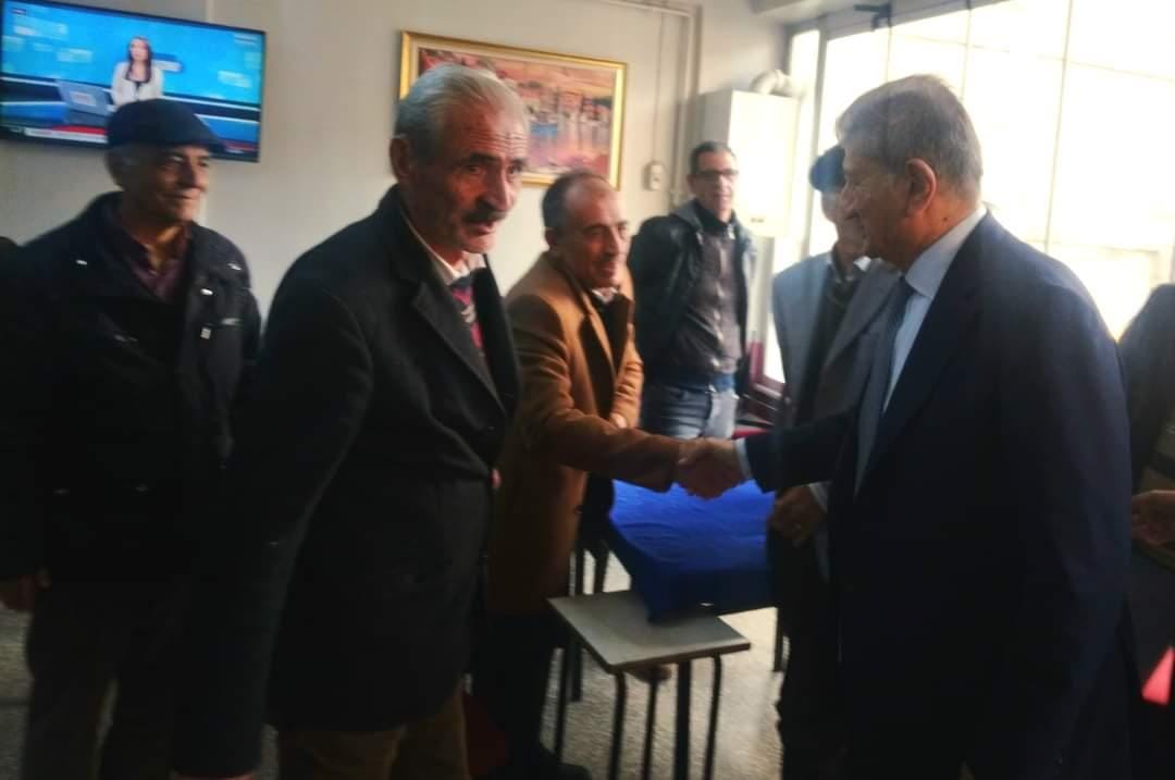 ALİ ÖZCAN VATANDAŞLARLA BİR ARAYA GELEREK SORUN VE TALEPLERİNİ DİNLEDİ