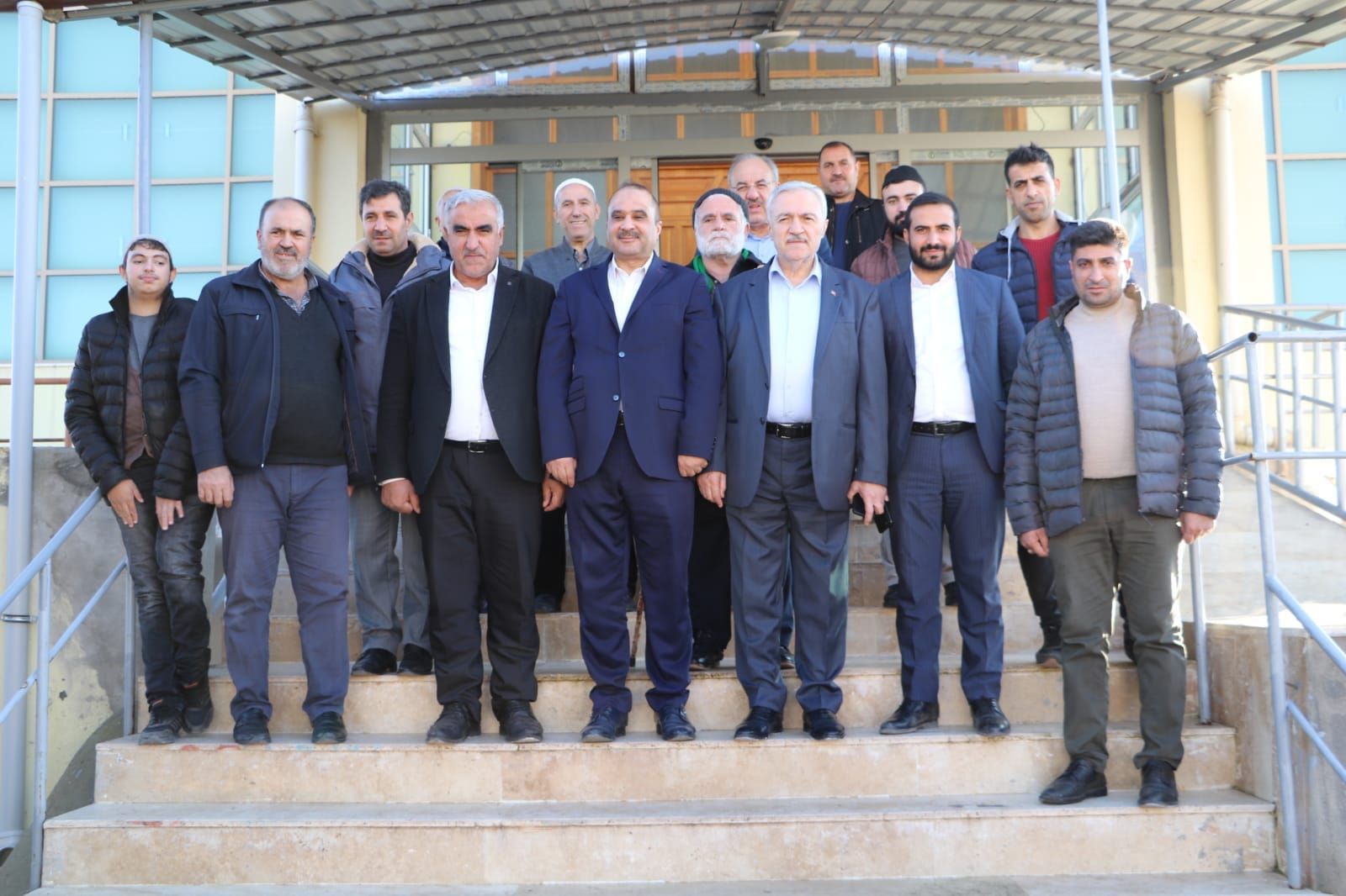 PALU İLÇESİNİN YOLLARI YENİLENDİ MİLLETVEKİLİ DEMİRBAĞ, PALU’DA İNCELEMELERDE BULUNDU