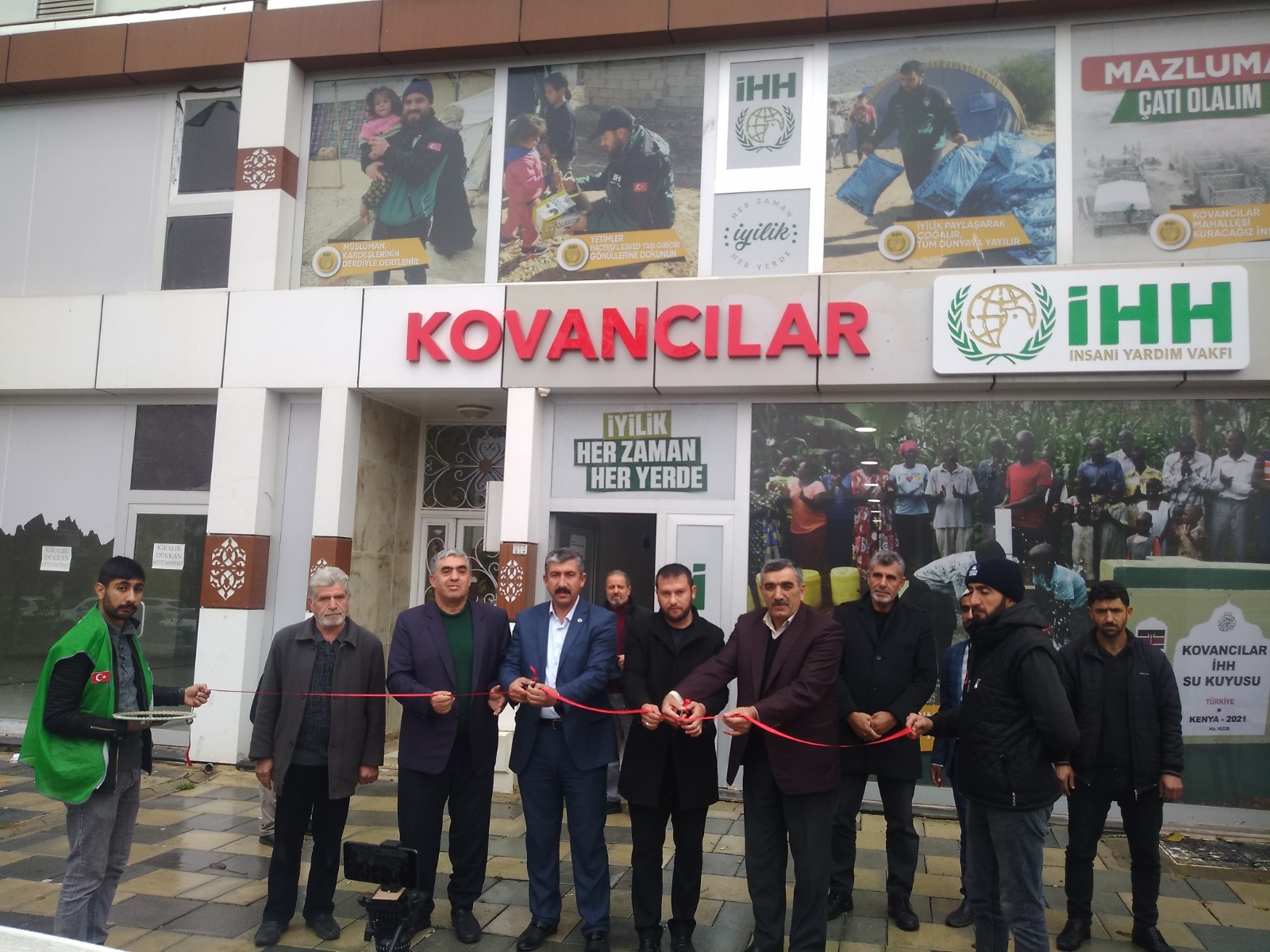 Kovancılar İHH, İhtiyaç Sahipleri İçin Kermes Düzenledi