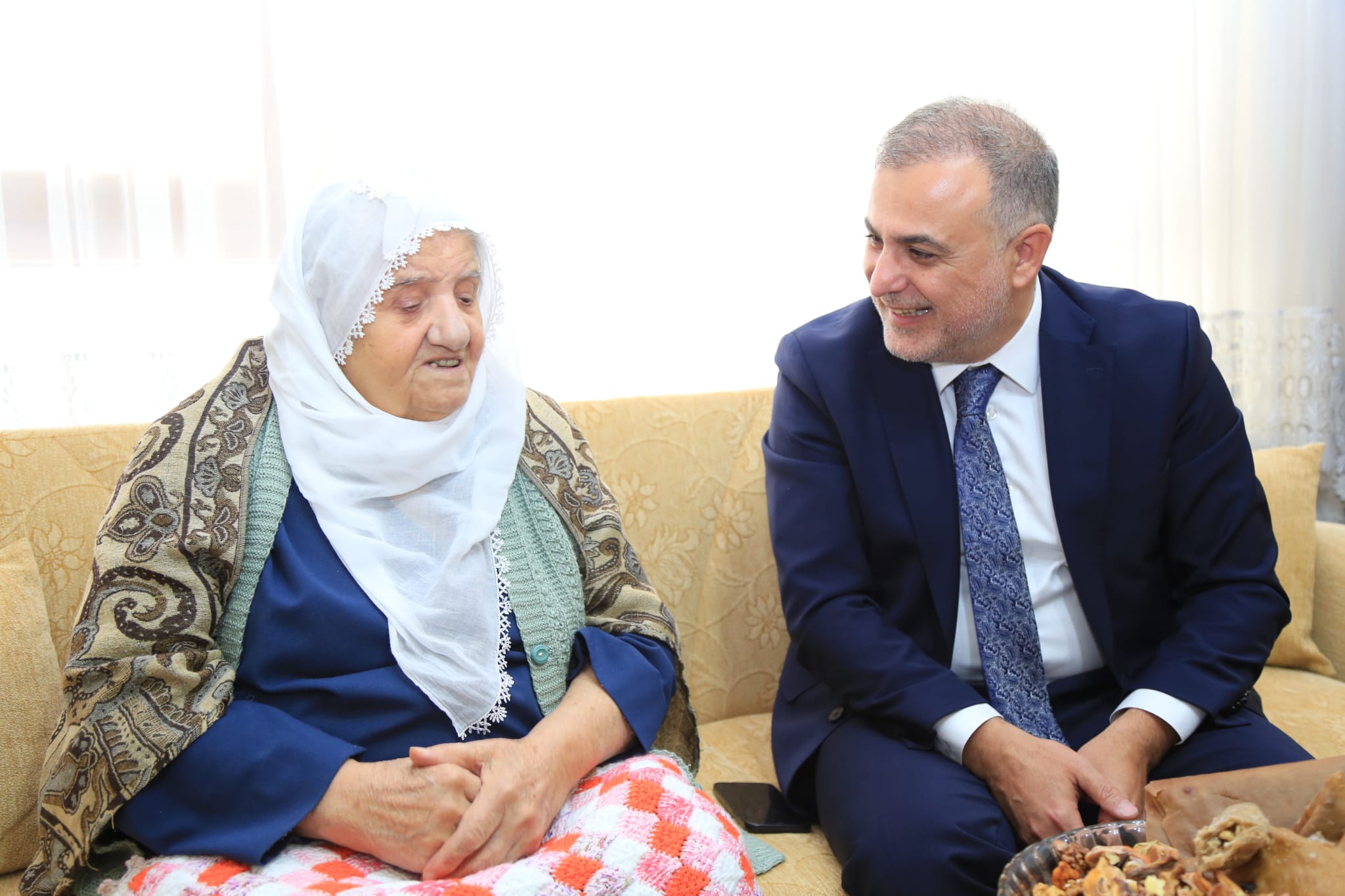 Milletvekili Bulut, Sosyal Medya Fenomeni “Raife Babaanne’yi” Ziyaret Etti.