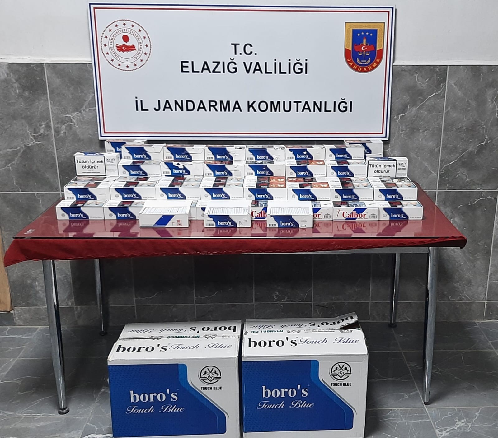 JANDARMADAN KAÇAK SİGARA OPERASYONU