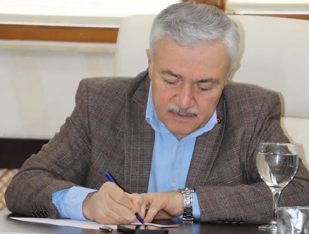 MİLLETVEKİLİ DEMİRBAĞ, VATANDAŞLARLA VE ESNAFLARLA BULUŞTU