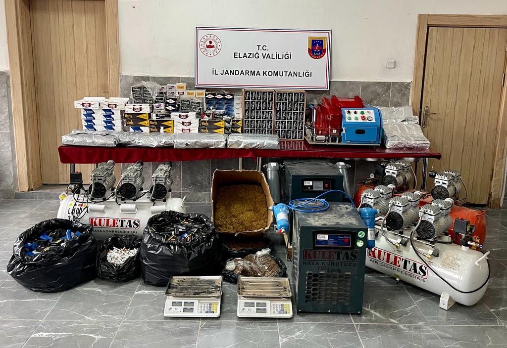 KAÇAK TÜTÜN VE BANDROLSÜZ SATIŞ YAPAN İŞ YERİNE BASKIN DÜZENLENDİ