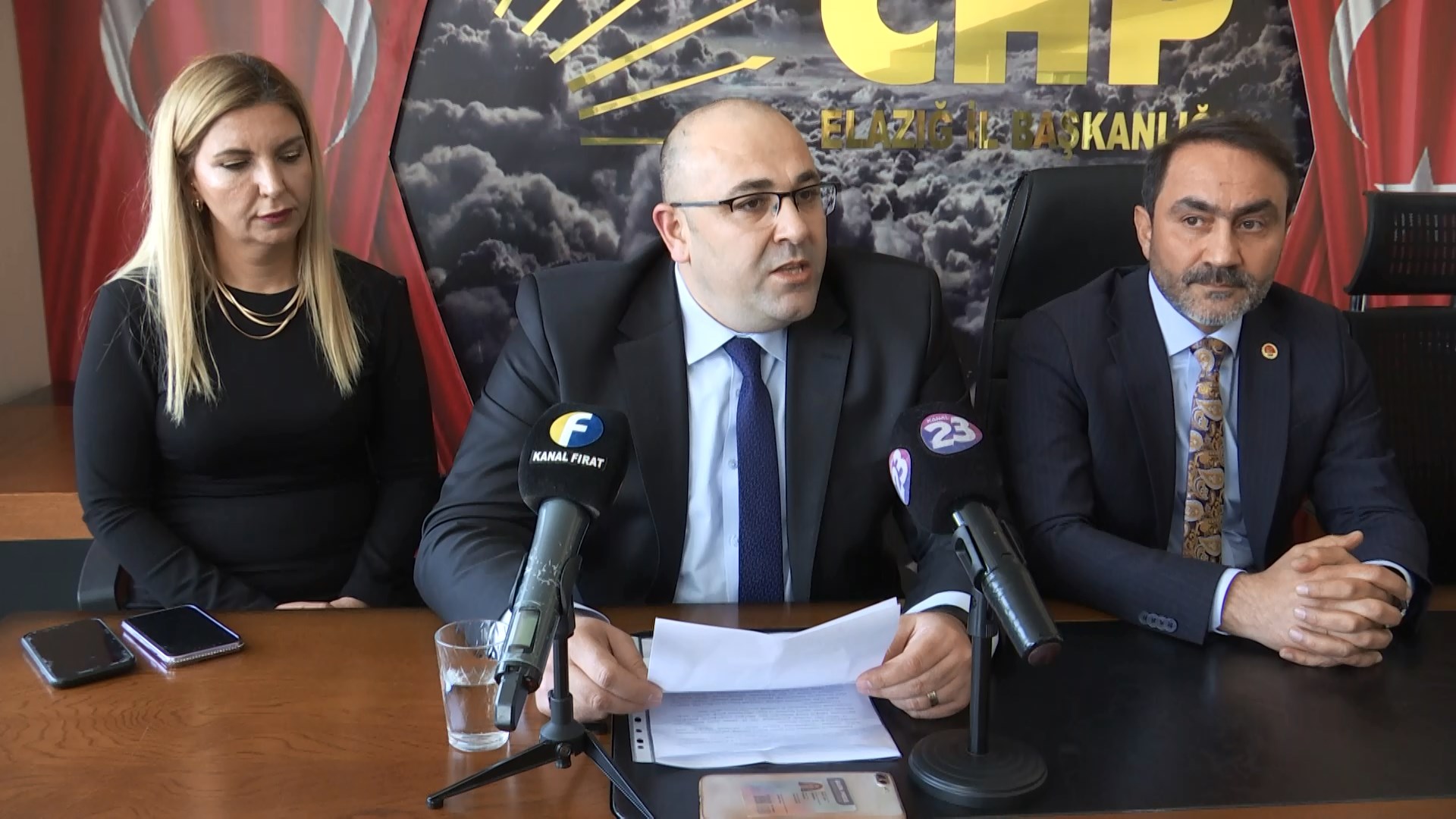 CHP MİLLETVEKİLİ ADAY ADAYI DR. EMRAH ÖZDEN, RESMİ MÜRACAATINI YAPTI