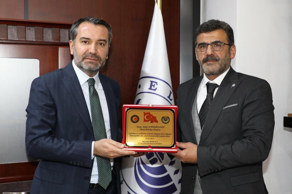 BAŞKAN ŞERİFOĞULLARI: “KADROLU İŞÇİLERİMİZE ZAM YAPTIK”