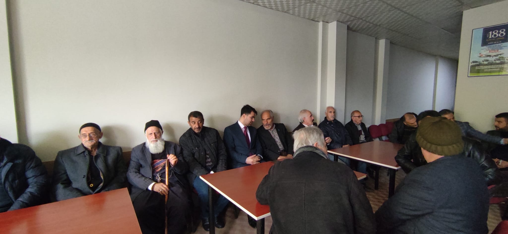 ZENTERİÇLİ ADAY ADAYI HAMZA GÜR, “SIKILMADIK EL GİRİLMEDİK KALP BIRAKMAYACAĞIZ”