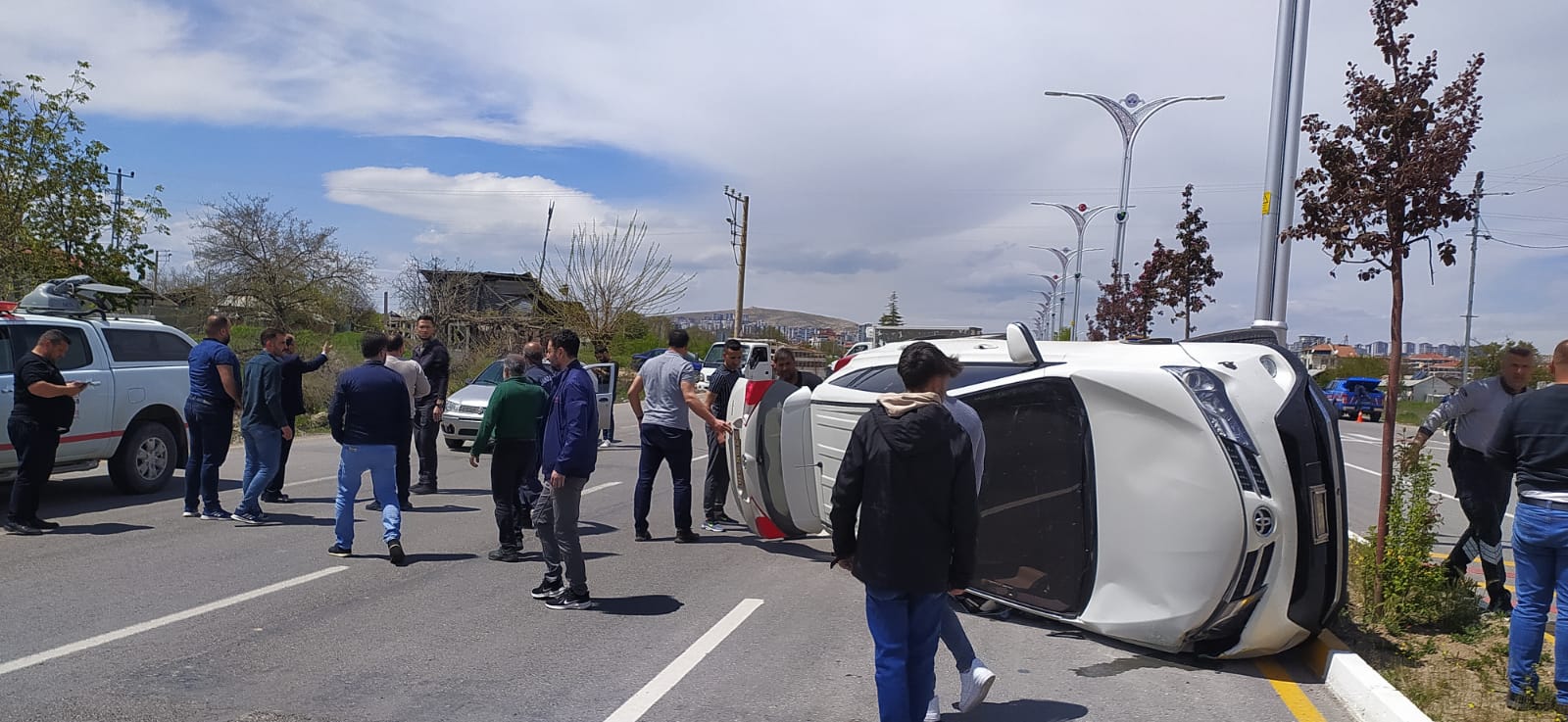 SİVRİCE BELEDİYE BAŞKANI KAZA GEÇİRDİ