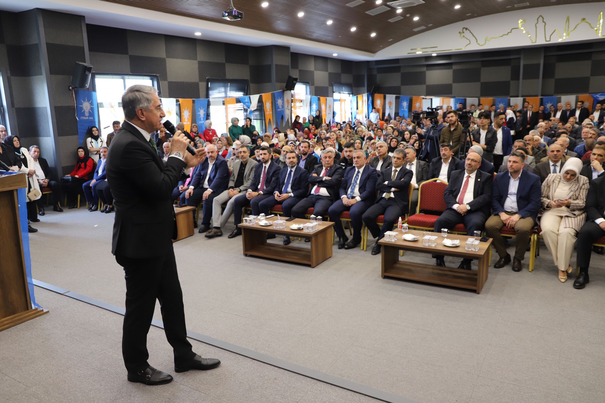 YANILMAZ: KİPTAŞ KONUTLARINI BEDAVA VERİN