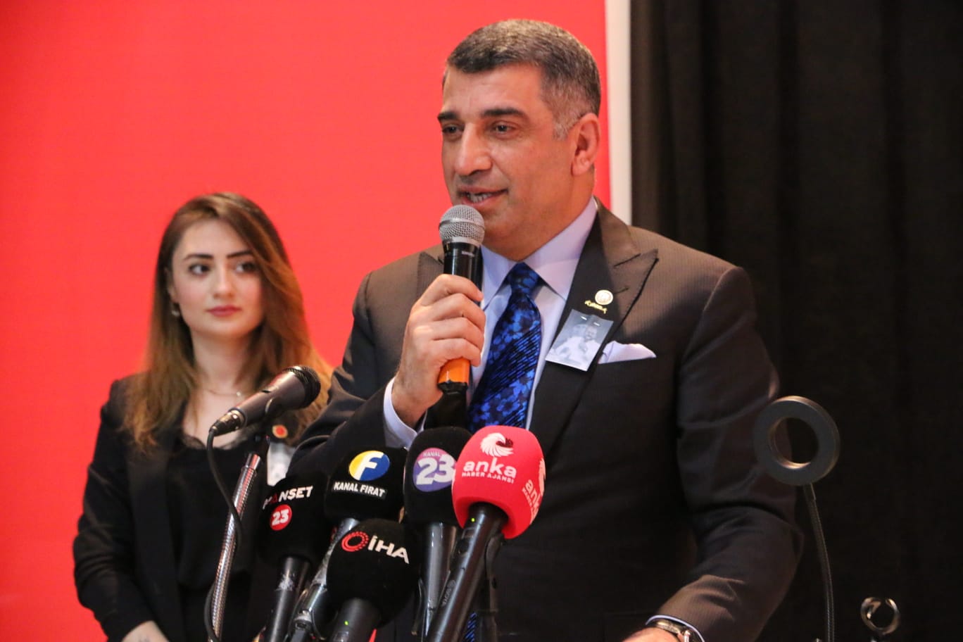 EROL, “HEPİMİZİN ORTAK BİR KİMLİĞİ VAR O DA TÜRKİYE CUMHURİYETİ YURTTAŞI OLMAKTIR”