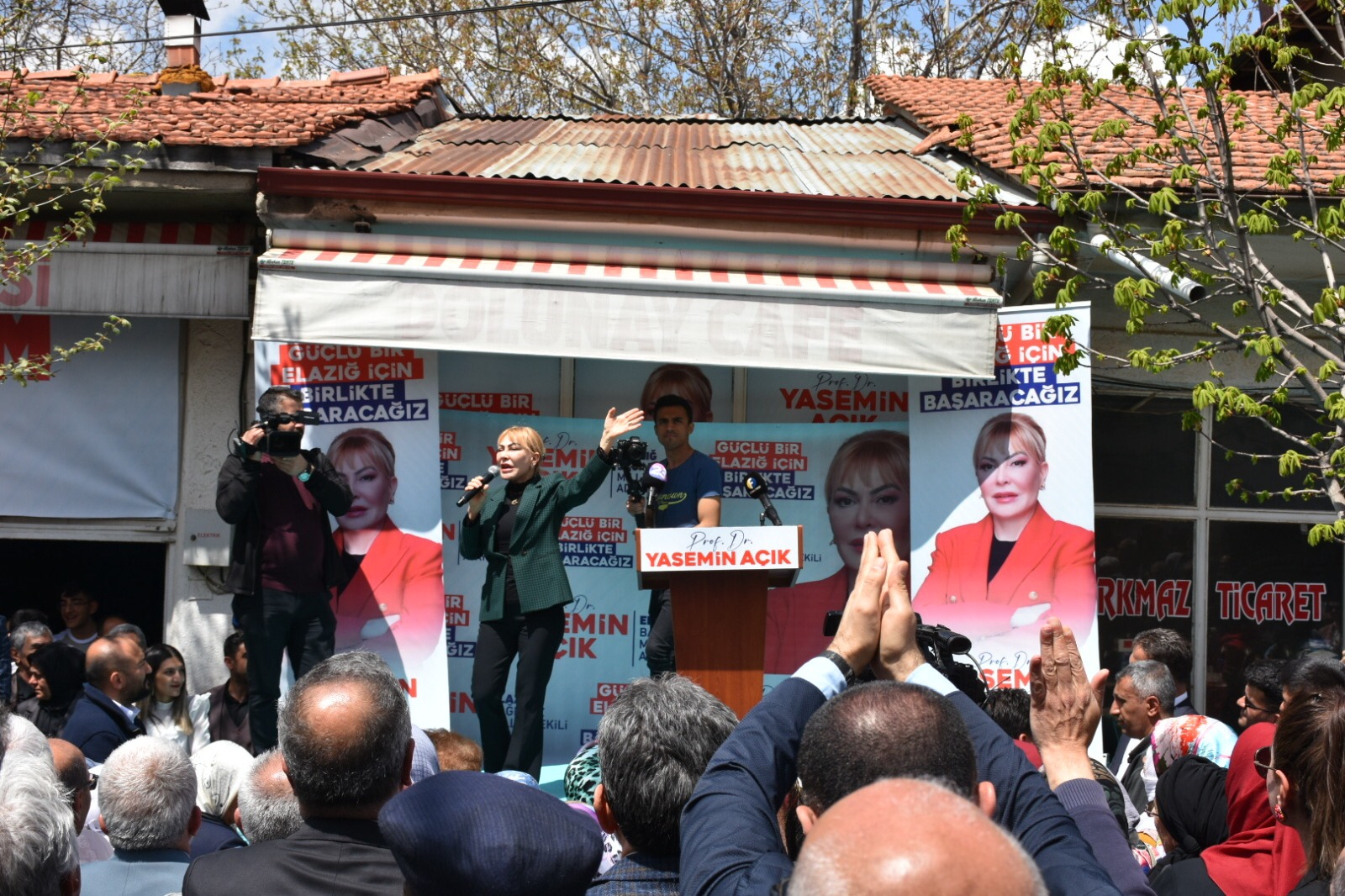 BABAOCAĞINDA “YASEMİN KIZLARINA” TAM DESTEK