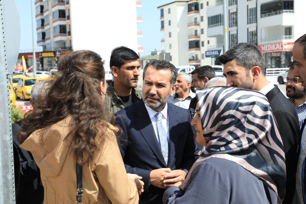 BAŞKAN ŞERİFOĞULLARI, DOĞUKENT MAHALLESİ’Nİ ZİYARET ETTİ