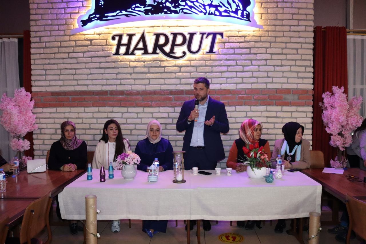 Nazırlı: “Türkiye Yüzyılı’nda kadınlarımızın rolü büyük olacak”