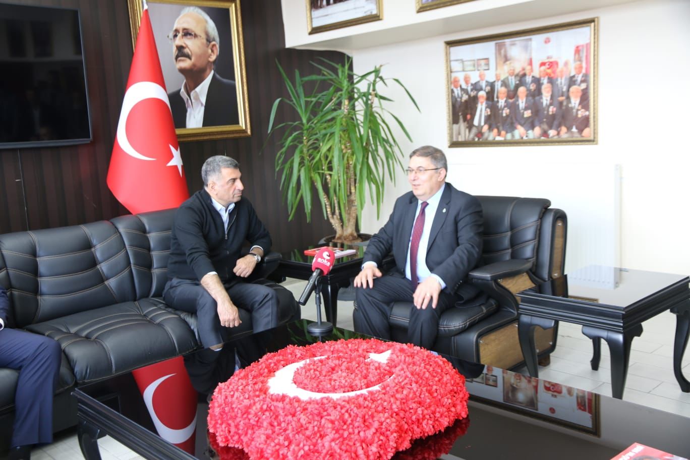 Deva Partisi Genel Başkan Yardımcısı Çanakçı’dan Milletvekili Erol’a Destek Ziyareti