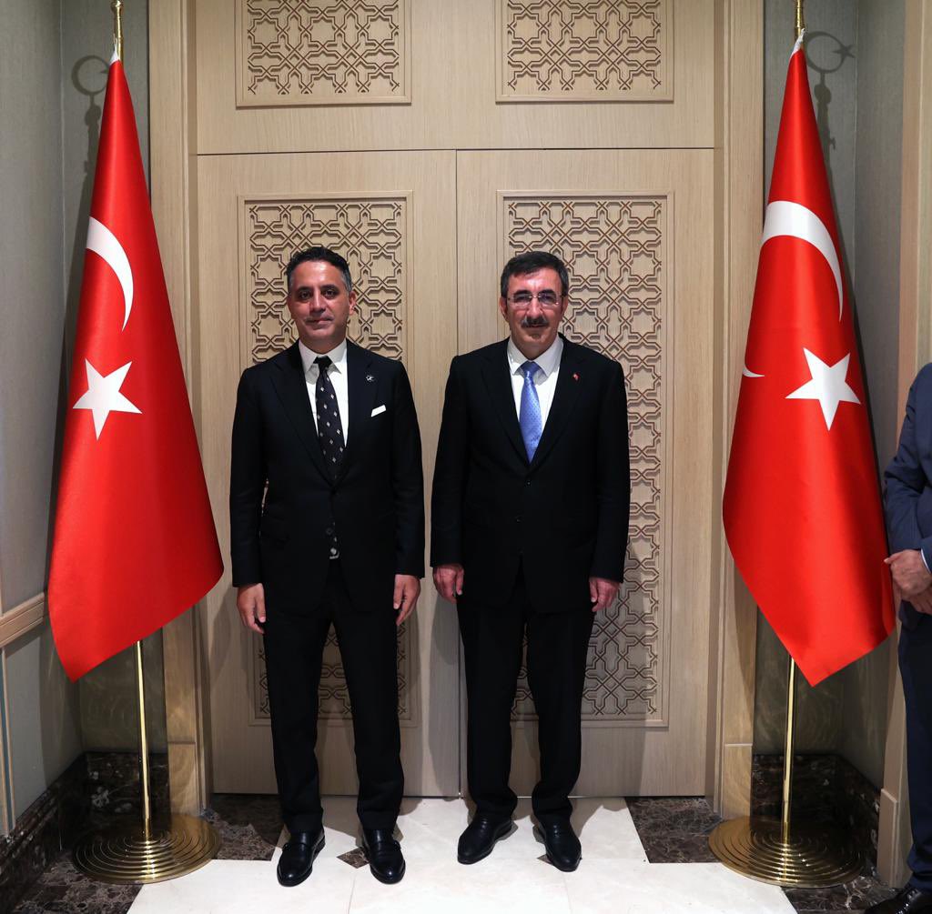 İŞ İNSANI DEMİRCİ, CUMHURBAŞKANI YARDIMCILIĞI GÖREV DEVİR TESLİM TÖRENİNE KATILDI DEMİRCİ: CEVDET YILMAZ, ÜLKEMİZ İÇİN BÜYÜK ŞANS!