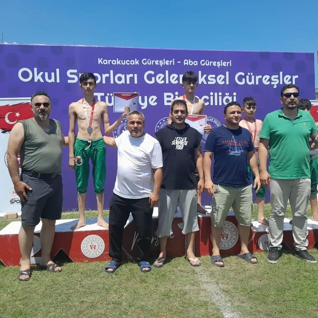 HASAN KANTAŞ’DAN GÜMÜŞ MADALYA