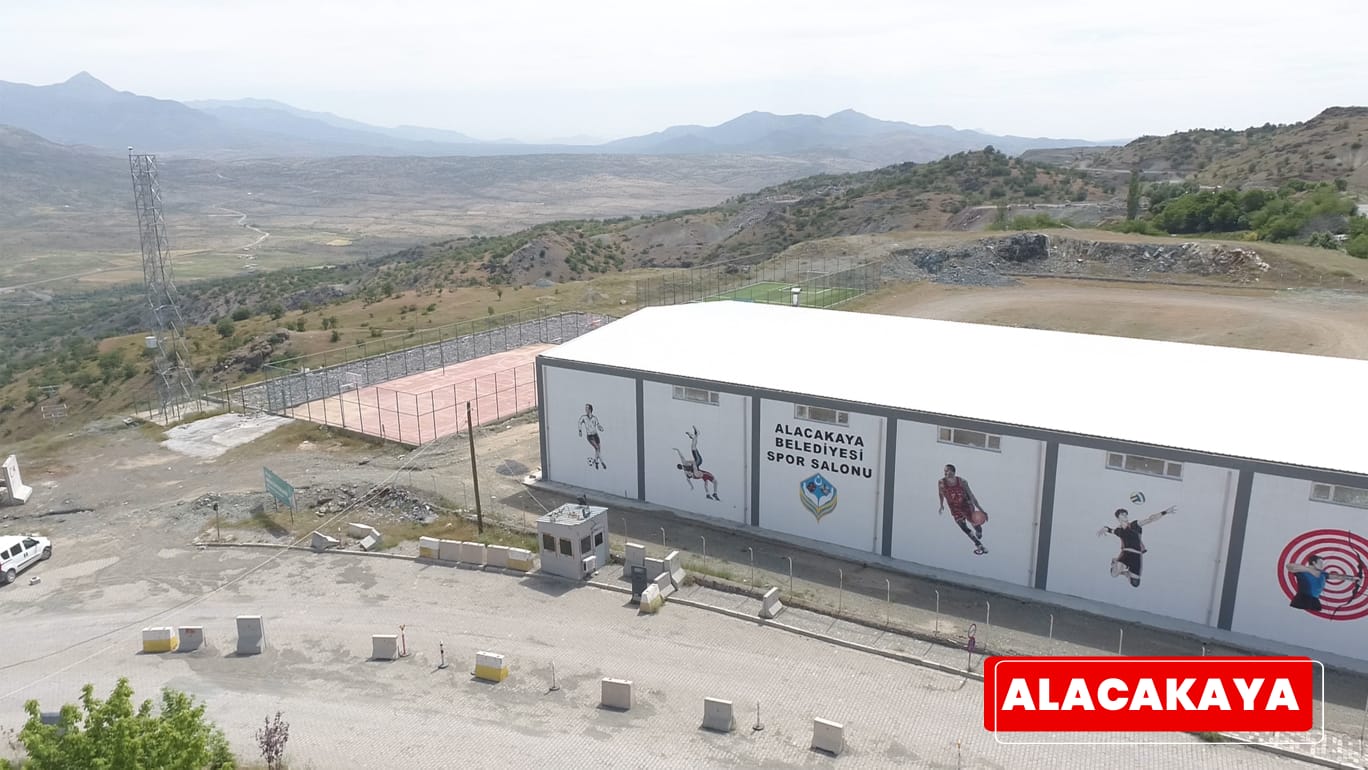 GENÇLİK VE SPOR İL MÜDÜRÜ EREN: KAPALI SPOR SALONSUZ İLÇEMİZ KALMADI