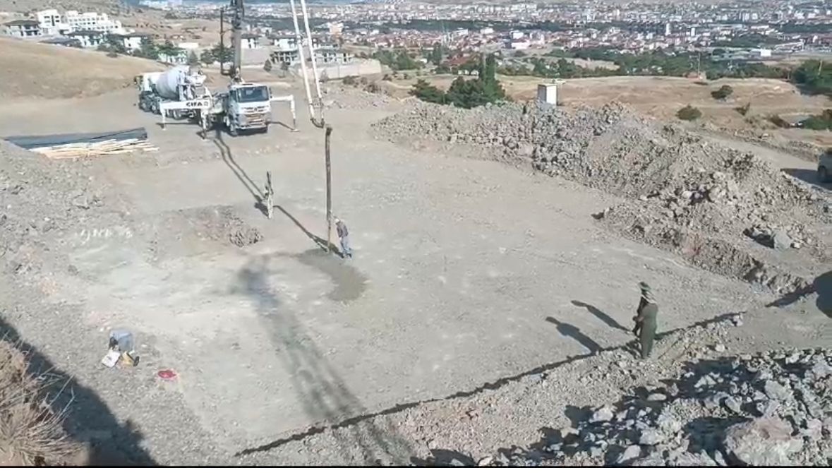 ZİVER HOLDİNG, ELAZIĞ’DA YENİ BİR İŞ MERKEZİNİN TEMELİNİ ATTI! BAŞKAN DEMİRCİ: İLİMİZDE İSTİHDAMI SAĞLAYACAĞIZ