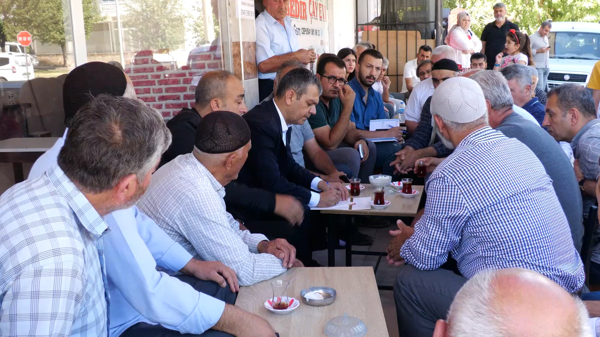 MİLLETVEKİLİ KELEŞ, ÇATALÇEŞME MAHALLESİNDE VATANDAŞLARLA BİR ARAYA GELDİ