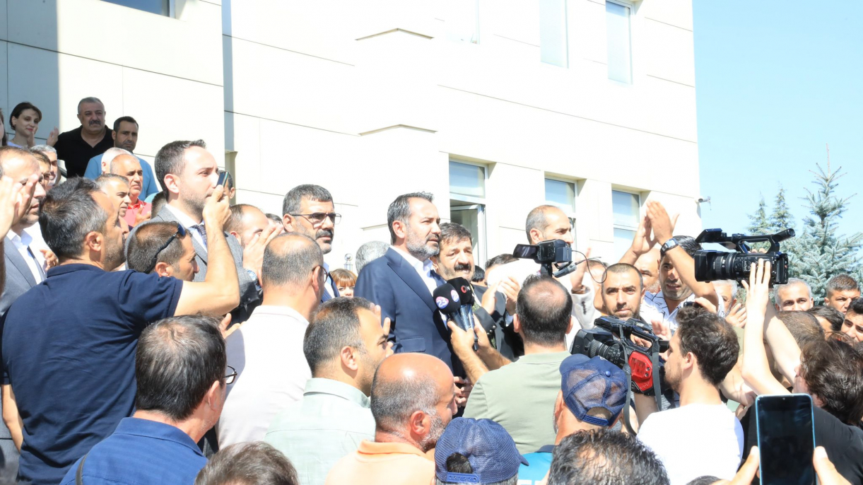 ELAZIĞ BELRDİYESİ’NDEN PERSONEL MAAŞLARINA %103.8 ORANINDA ZAM