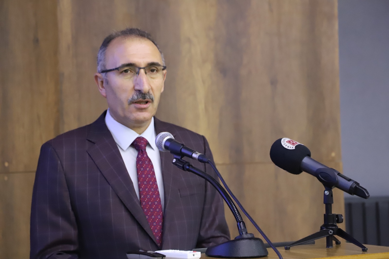 FEN VE MÜHENDİSLİK ALANINDA TÜBİTAK 1001 ÇABA PROJE YAZMA VE YÜRÜTME EĞİTİMİ PROGRAMI DÜZENLENDİ