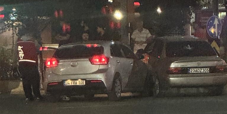 HAZARDAĞLI KAVŞAĞINDA KAZA