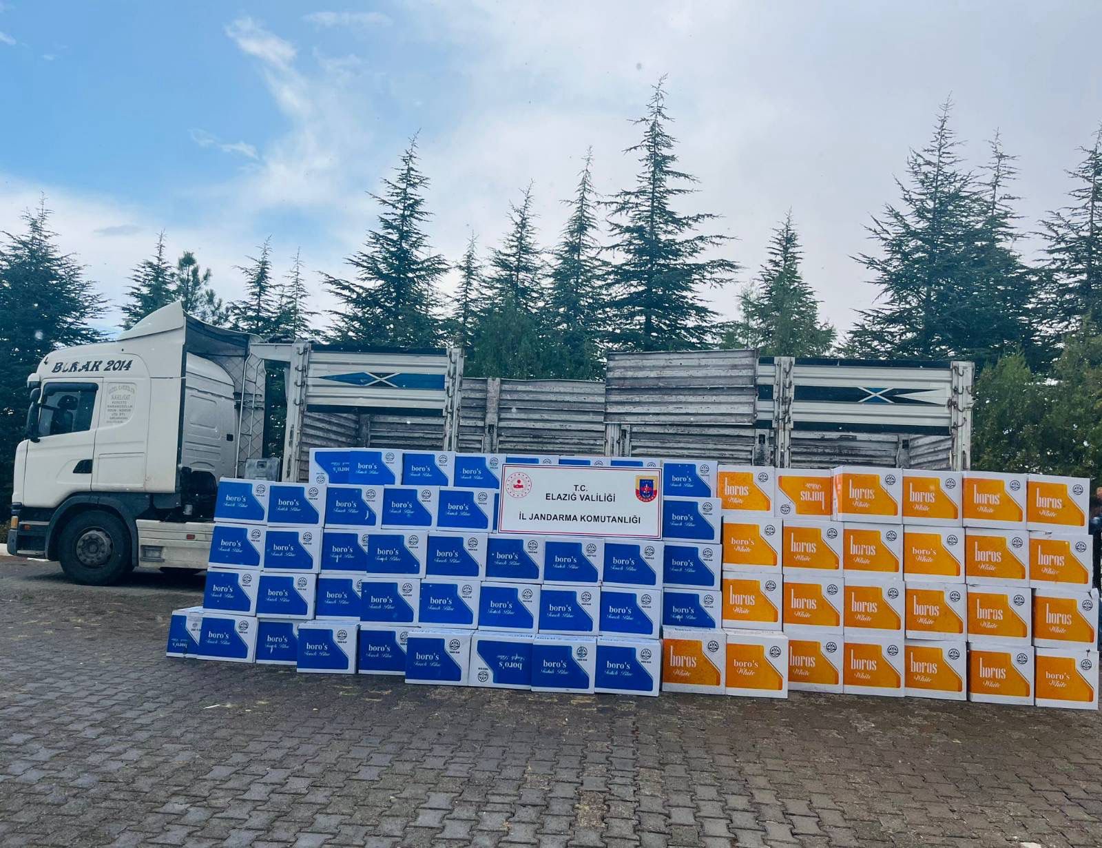 4 MİLYON 480 BİN ADET BANDROLSÜZ MAKARON ELE GEÇİRİLDİ