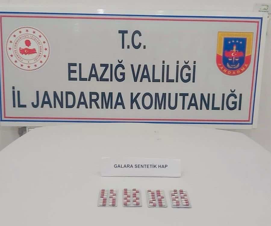 UYUŞTURUCUYLA MÜCADELE OPERASYONUNDA 2 KİŞİ GÖZALTINA ALINDI