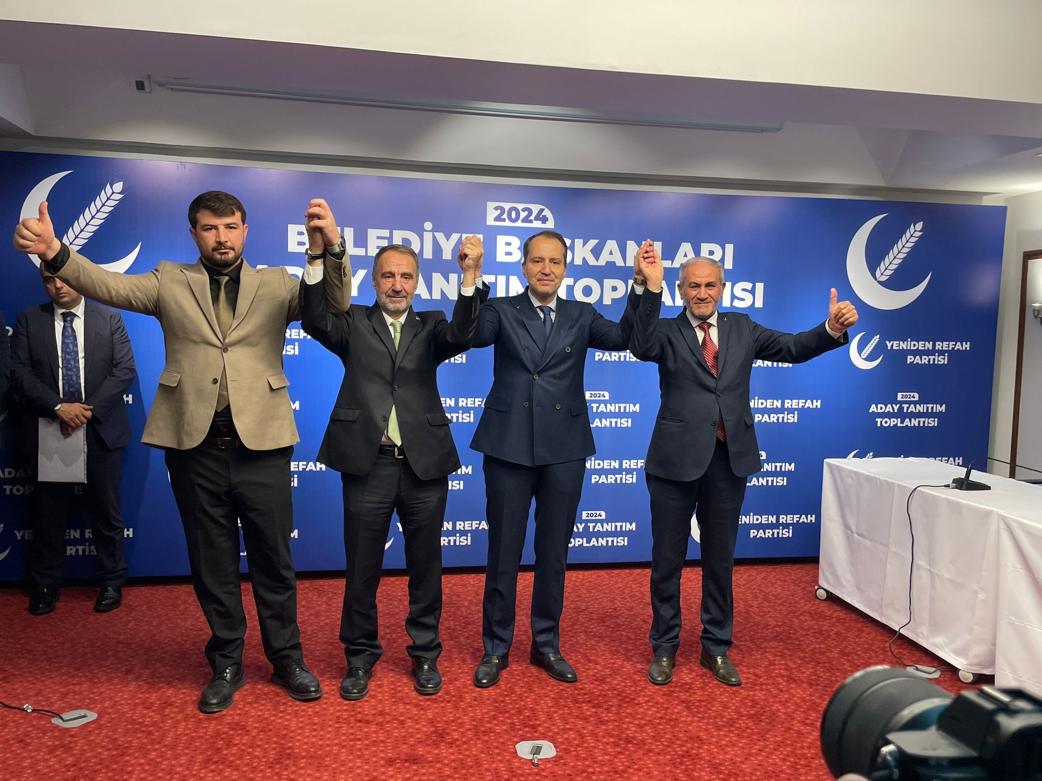YENİDEN REFAH PARTİSİ’NDE İKİ İLÇENİN BELEDİYE BAŞKAN ADAYI BELLİ OLDU