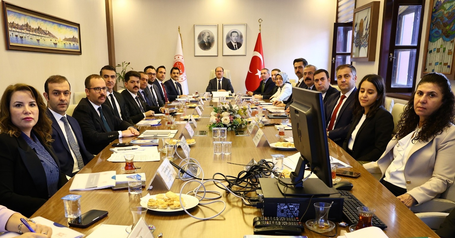 ADALET BAKANLIĞI KİK TOPLANTISI YAPILDI TOPLANTIYA TÜRK BÜRO-SEN ELAZIĞ ŞUBE BAŞKANI TARKAN ÖMER BANKUR KATILIM SAĞLADI