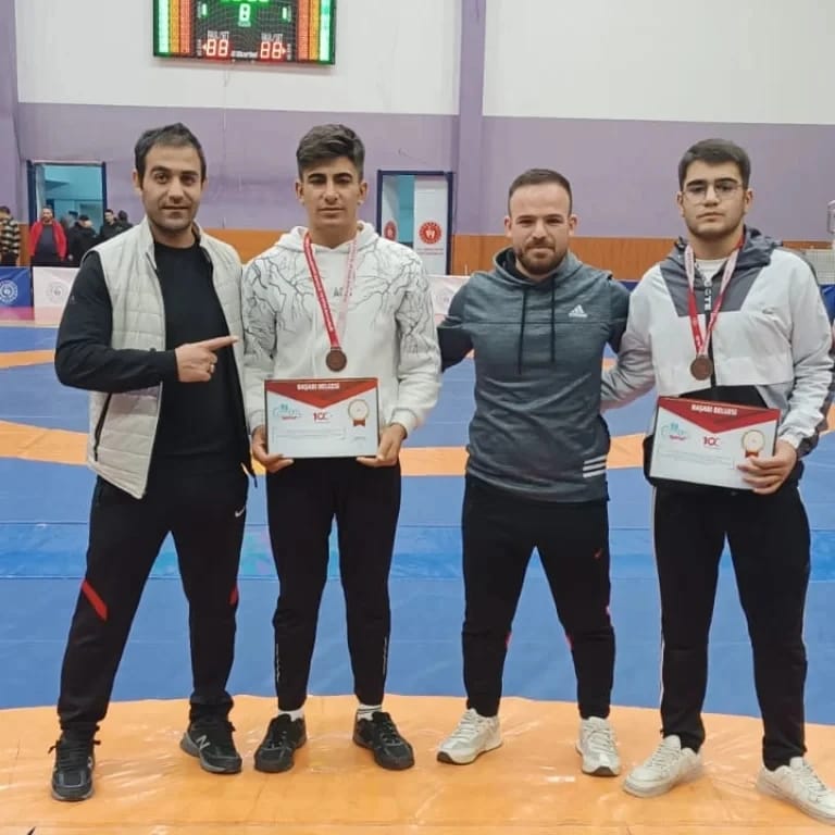 GÜREŞ SPORCULARI TÜRKİYE ŞAMPİYONASI’NDA MÜCADELE EDECEK