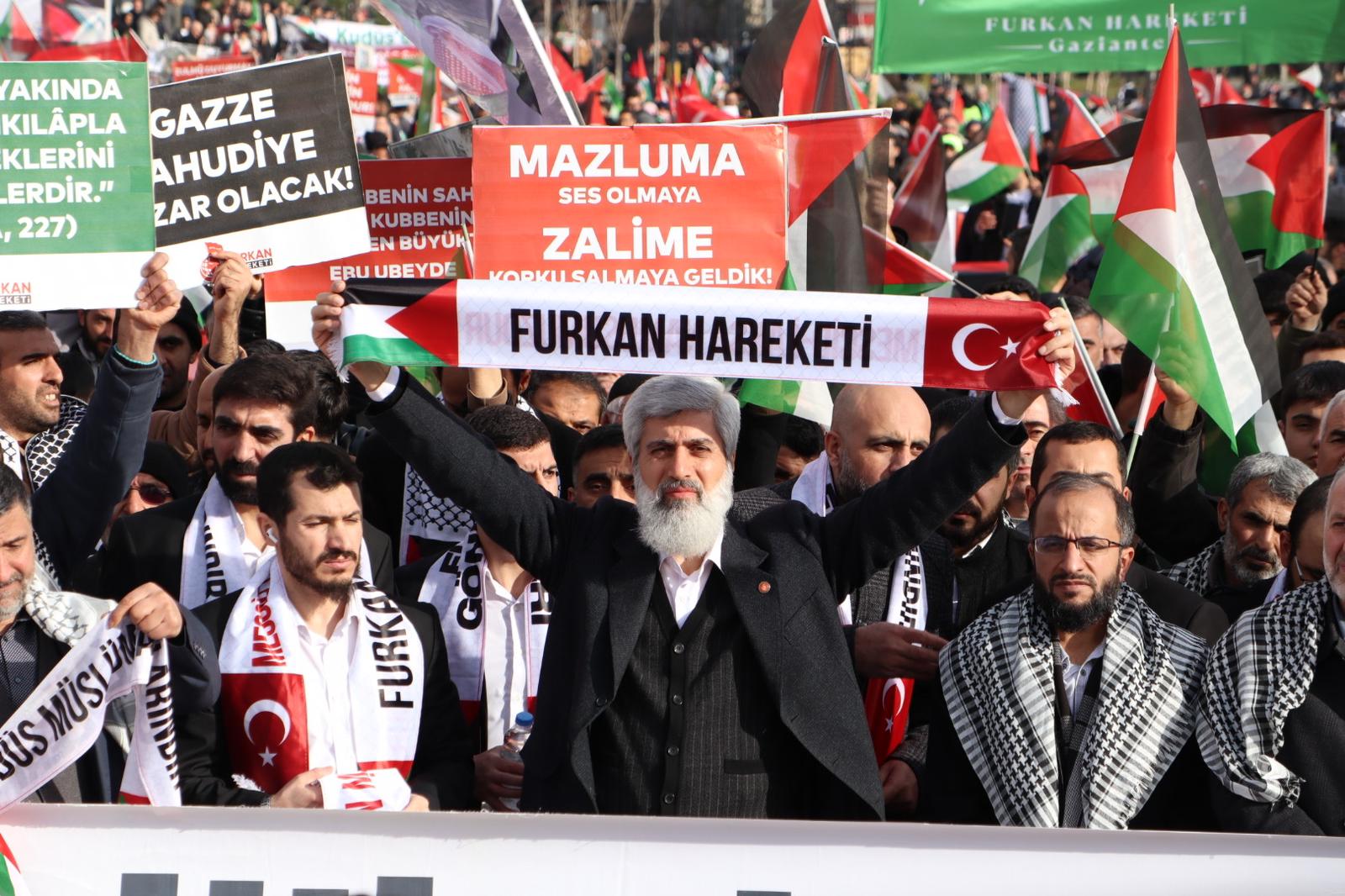 Elazığ’da Filistin’e destek yürüyüşü