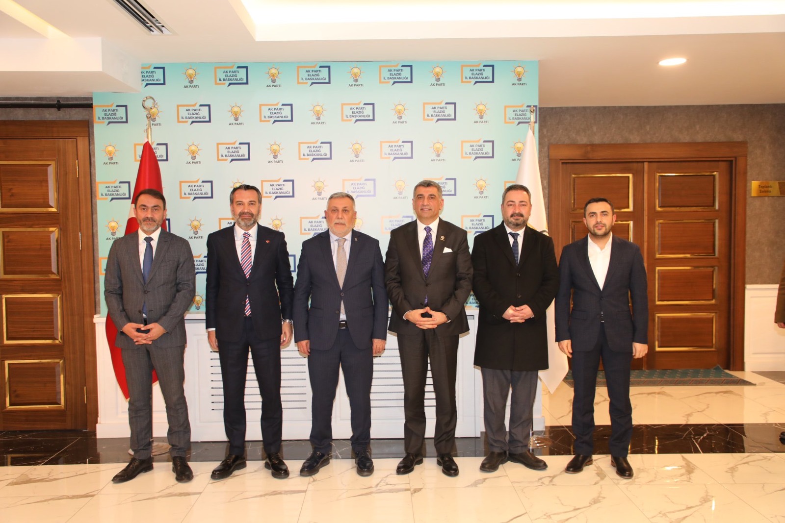 MİLLETVEKİLİ EROL, “ELAZIĞ’A YAPTIĞI HİZMETLERDEN DOLAYI BAŞKAN ŞERİFOĞULLARI’NA TEŞEKKÜR EDİYORUM”