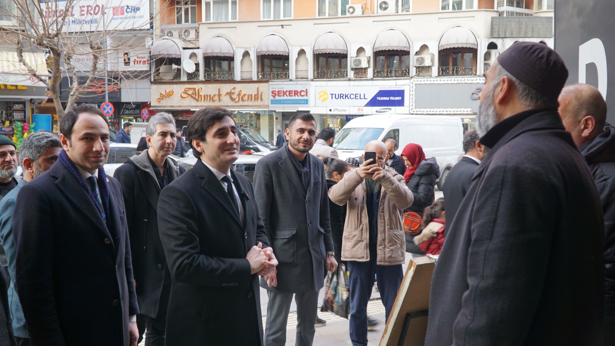 BAŞKAN ADAYI AKIN:“GAZİ CADDESİ İSTİKLAL CADDESİ GİBİ OLACAK; YENİDEN HAYAT BULACAK”