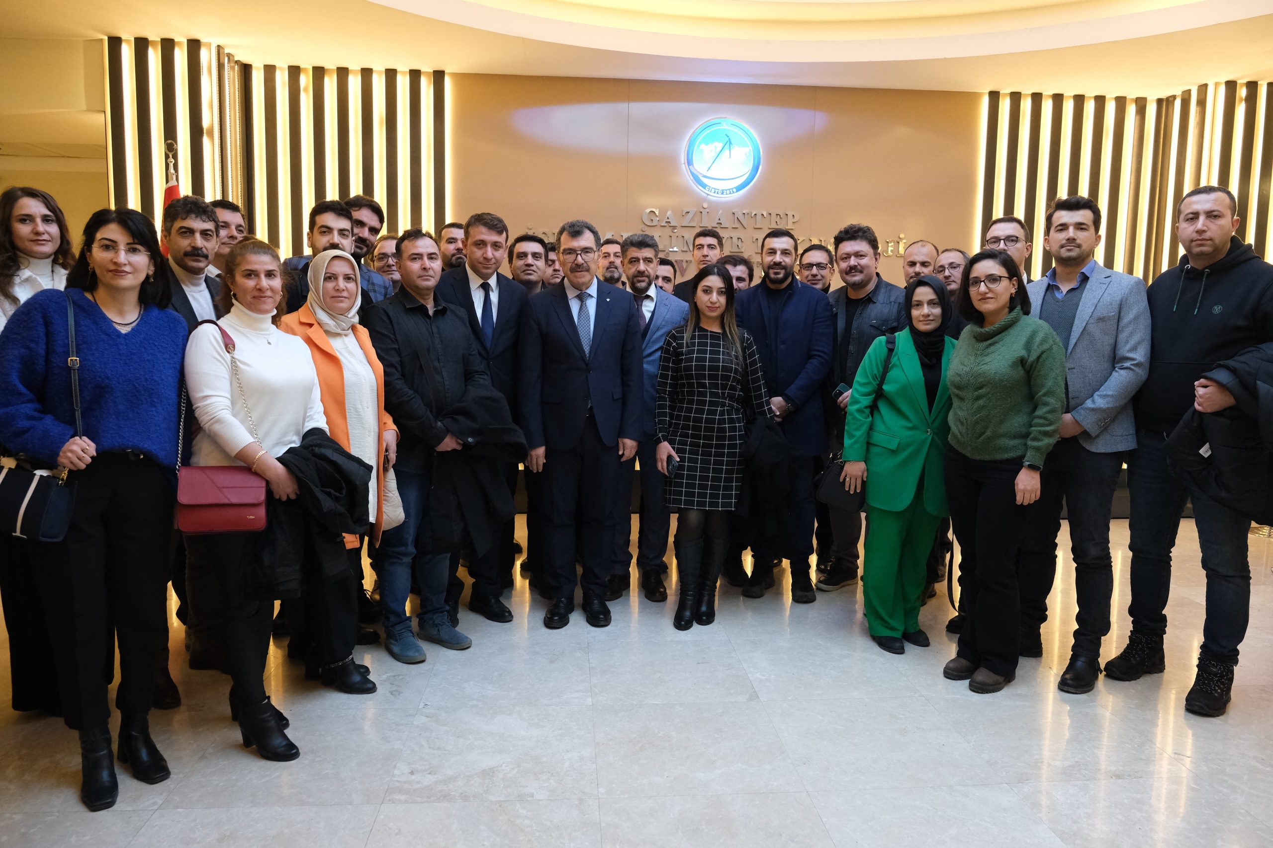 Deprem Yaraları Bilimle Sarılıyor 