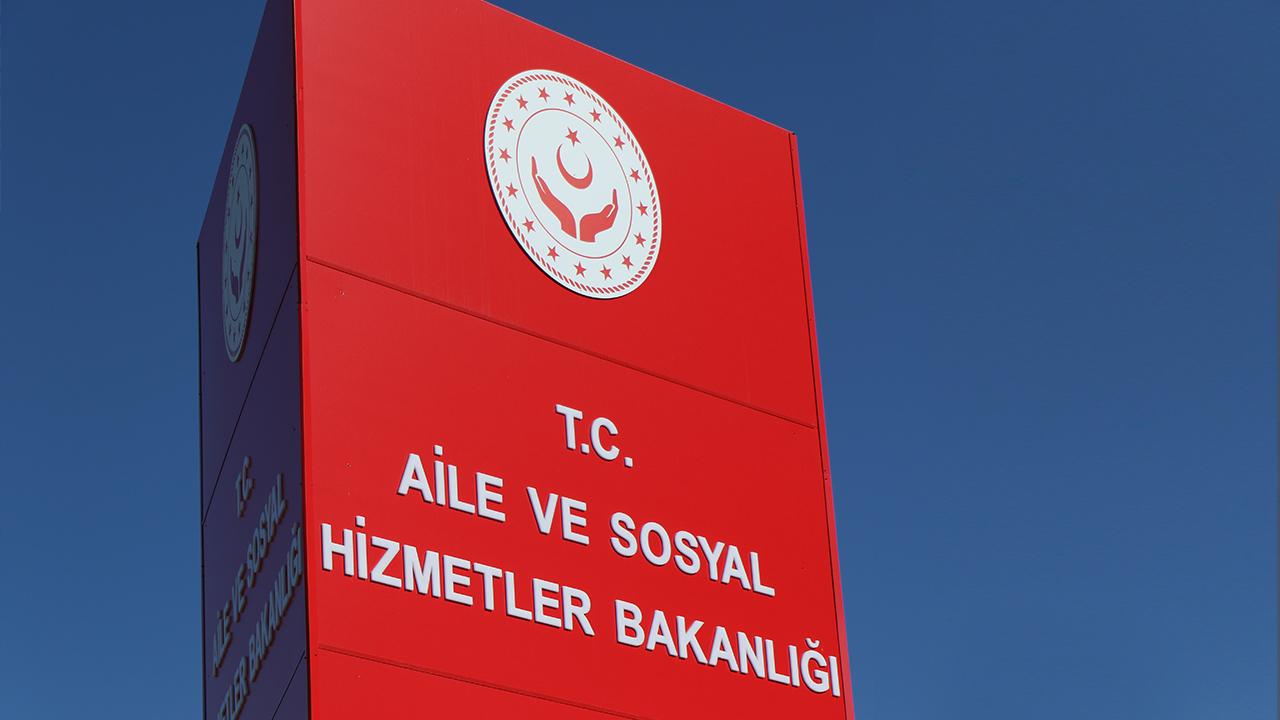 AİLE VE SOSYAL HİZMETLER BAKANLIĞI PERSONEL ALIM  İLANI