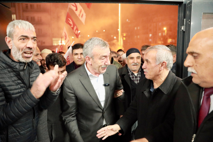 ‘Septioğlu gelecek, yüzler gülecek’