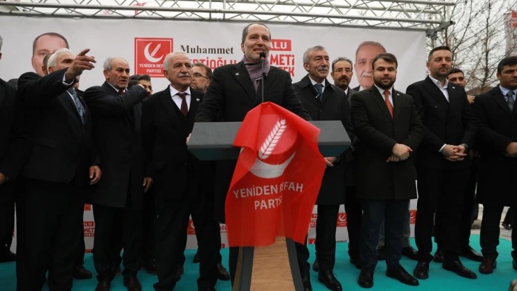 ELAZIĞ’DA MİTİNG İZNİ VERİLMEMİŞTİ; PALU’DA MAHŞERİ KALABALIK TOPLANDI