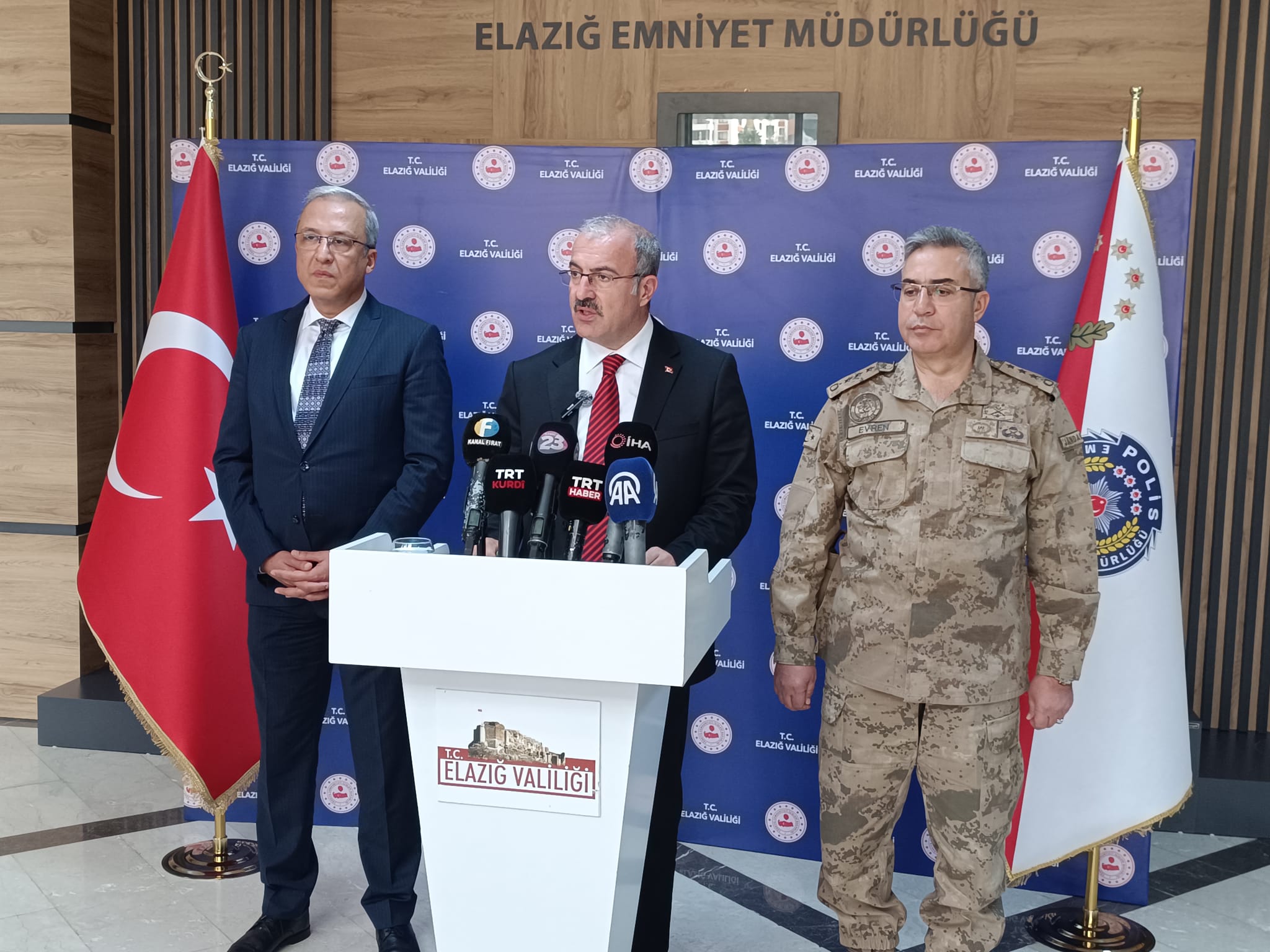 VALİ TORAMAN: İLİMİZİN HUZUR VE GÜVENLİĞİ ADINA ÖNLEYİCİ KOLLUK HİZMETLERİNİ YÜRÜTÜYORUZ,