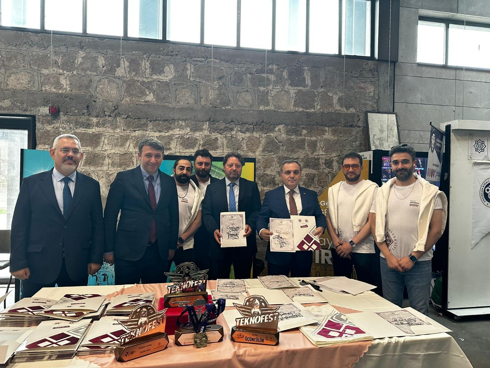 Fırat Üniversitesi Bir Ay İçerisinde 10 İlde Tanıtıldı
