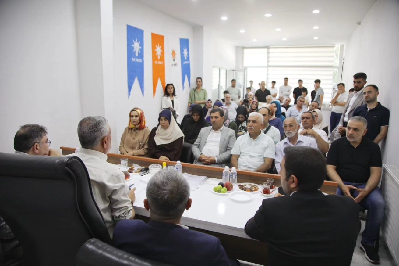 AK Parti’de İlçe Danışma Meclisi Toplantıları Tamamlandı
