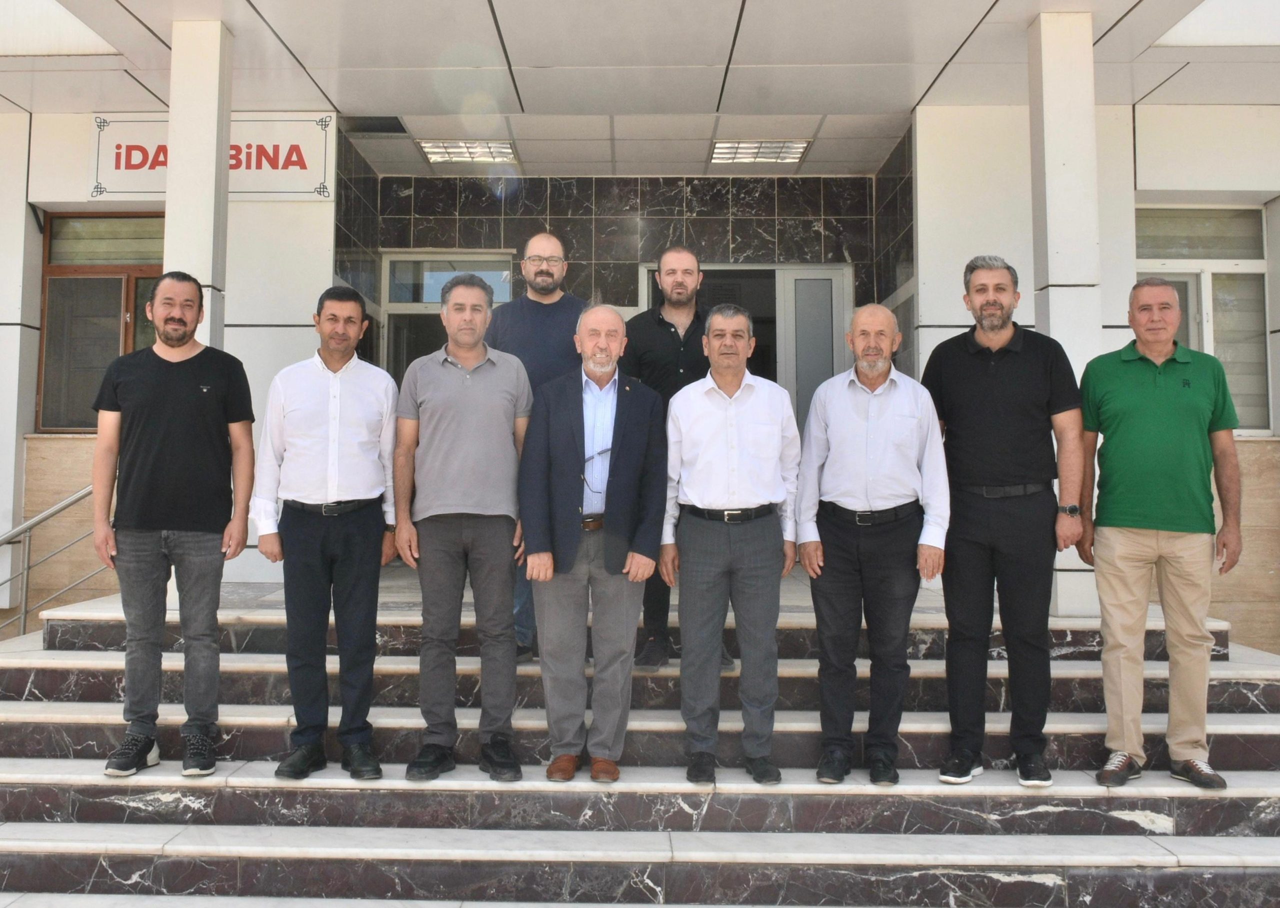 Milletvekili Erol Keleş, Elazığ Yem Fabrikasını ziyaret etti.