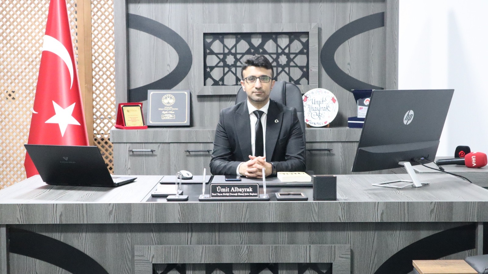 BAŞKAN ALBAYRAK, BASIN TOPLANTISINA HERKESİN ÇAĞIRILMAMASINA TEPKİ GÖSTERDİ