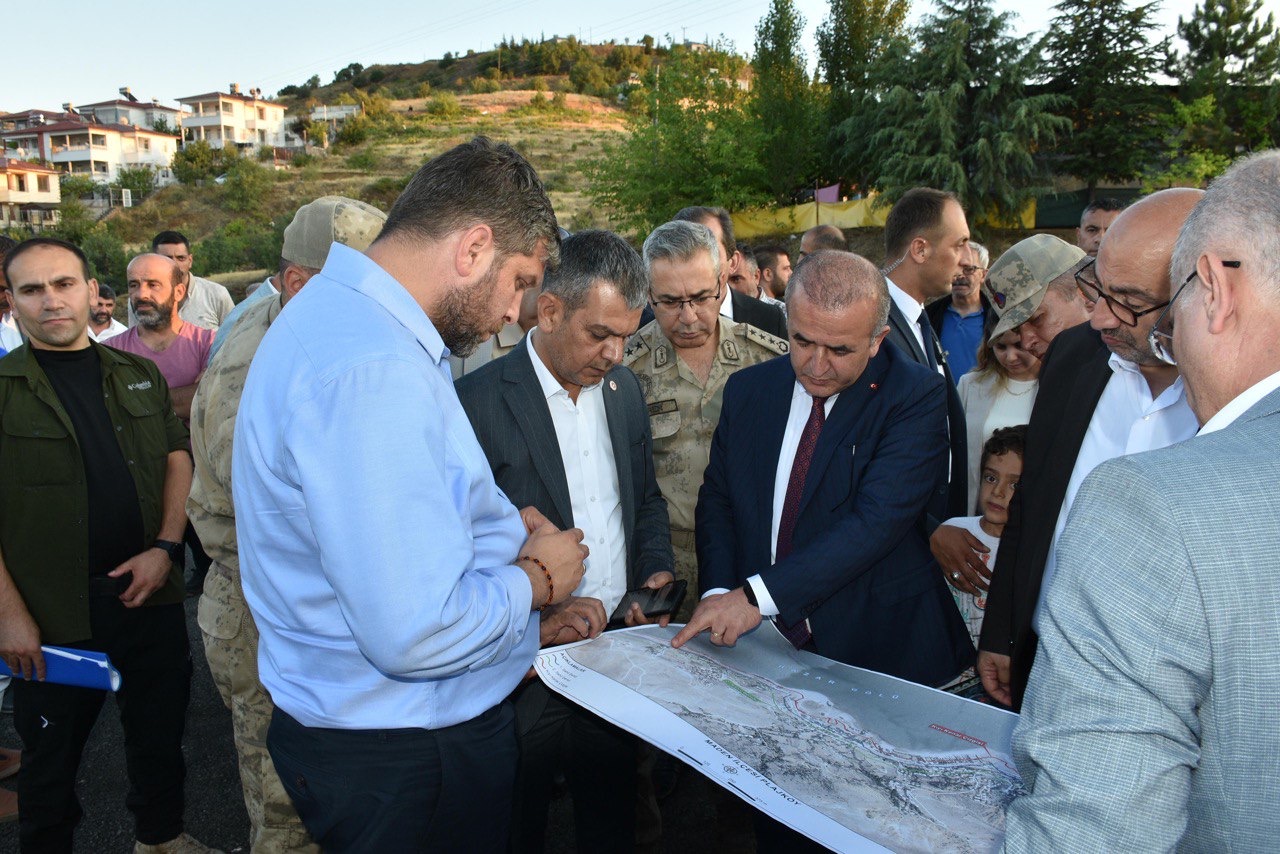 NAZIRLI HAZAR GÖLÜ ÇEVRESİNDE YAPILAN İNCELEMELERE KATILDI