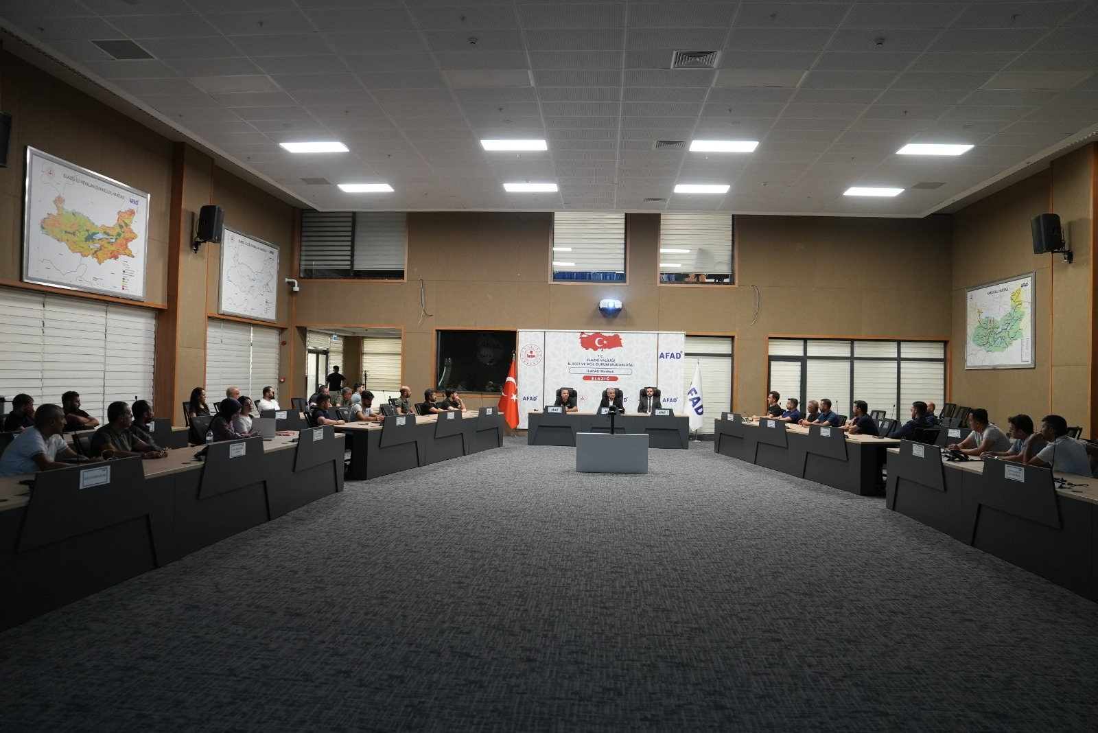 Elbak, Olası Afet Durumlarında Vatandaşların Yardımına Koşacak