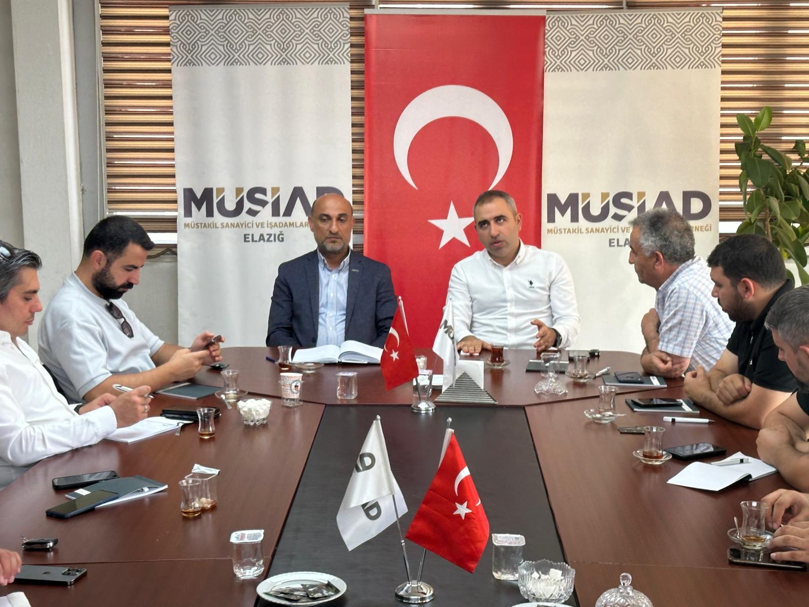 MÜSİAD’dan  Enflasyon Düzeltmesi Ve Vergi Kanunlarındaki Son Değişiklikler konulu toplantı