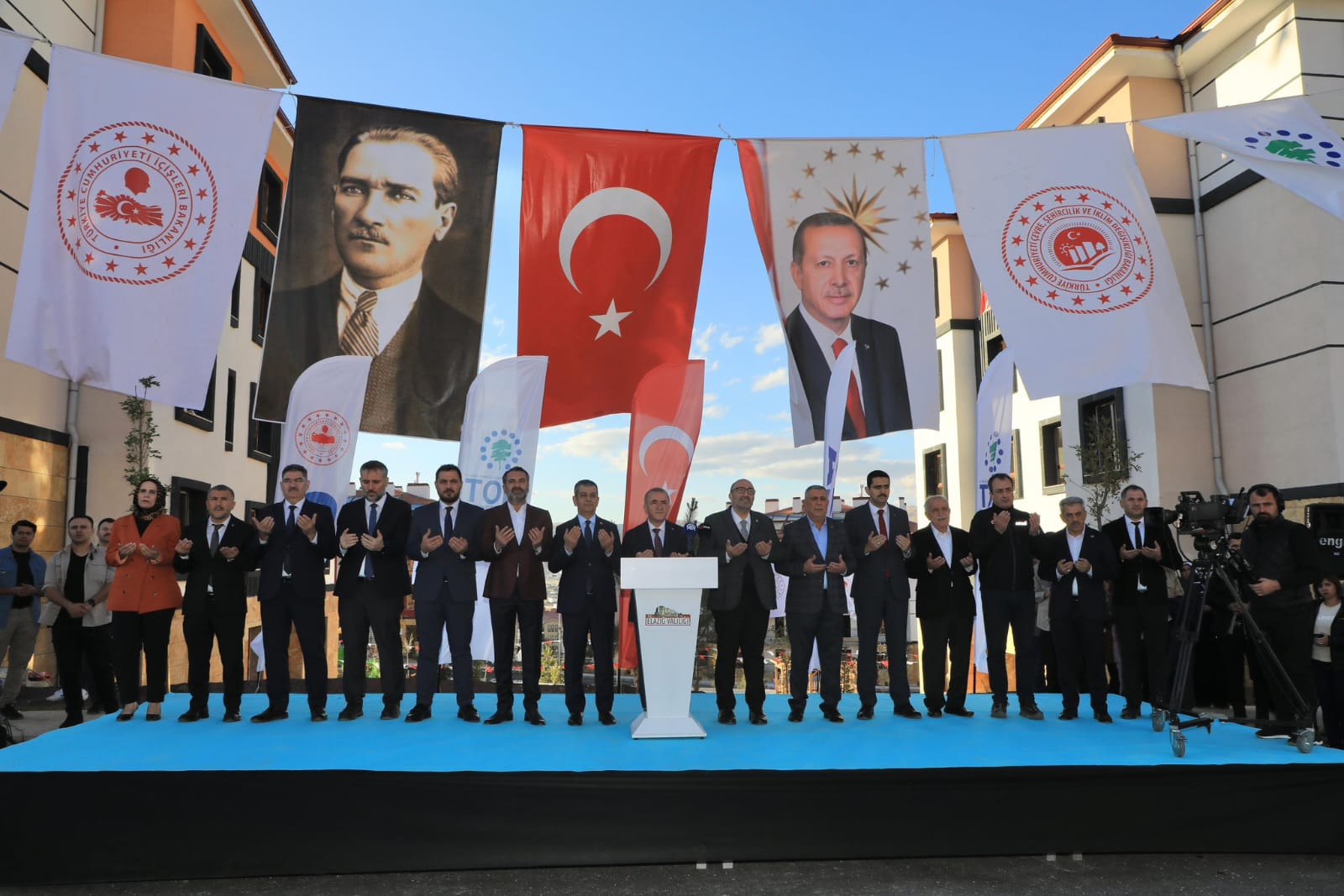 AK PARTİ BASKİL İLÇE KONGRESİ YOĞUN KATILIMLA YAPILDI