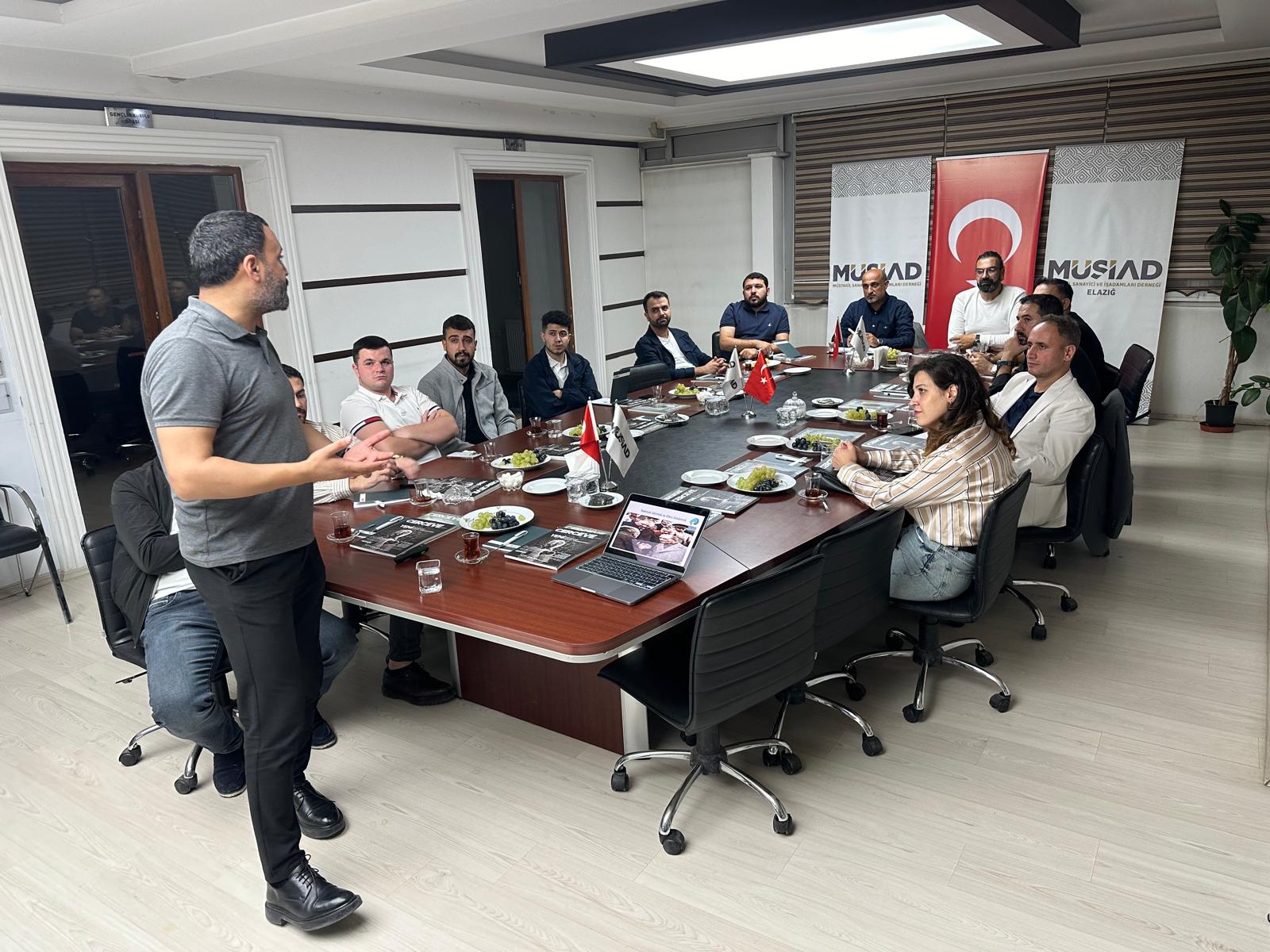 MÜSİAD’da Gündem Kurumsal Yönetimde İletişim Becerileri
